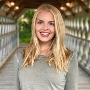 Meet your Posher, Lauren